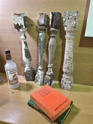 White wood balusters - 4,